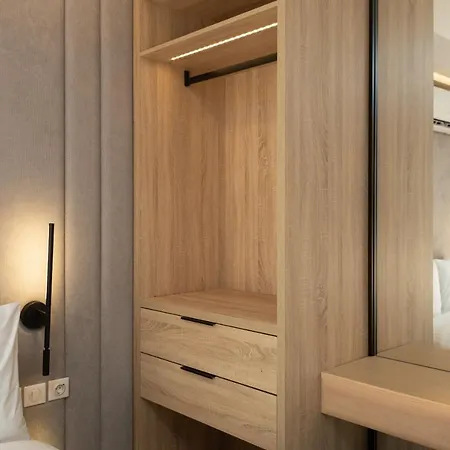 Lux&easy Downtown Residences Aparthotel Athens